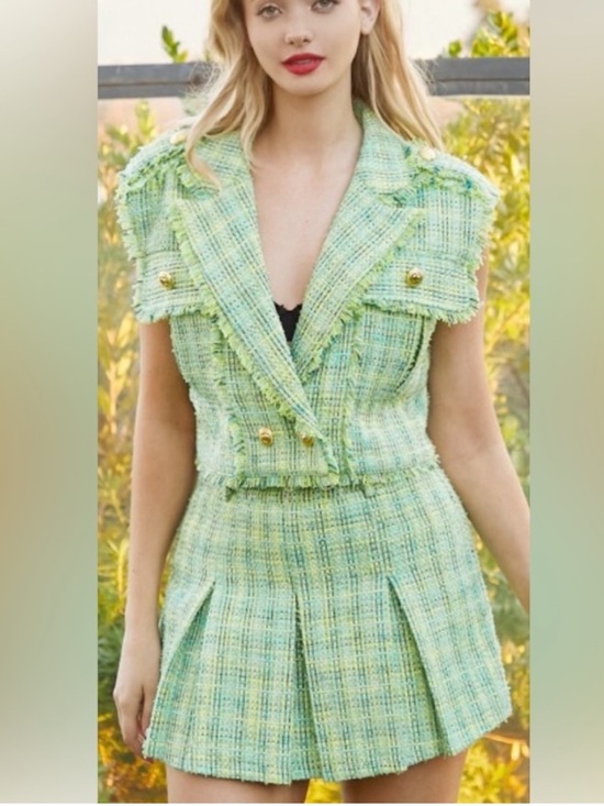 L'ATISTE Dresses & Skirts - LATISTE Green Tweed 2PC Set Vest + Pleated Skort Size L NWT Preppy Coquette